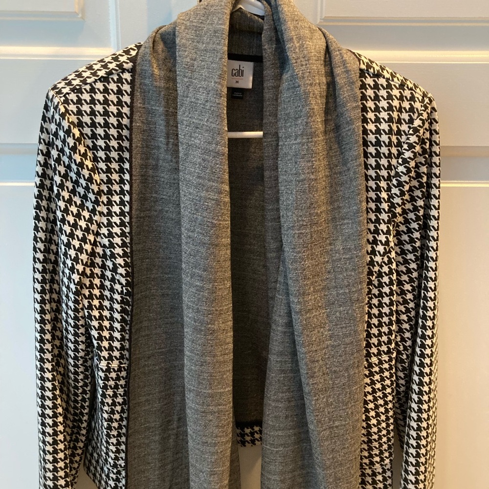 CAbi houndstooth blazer with two color shawl. Worn once.